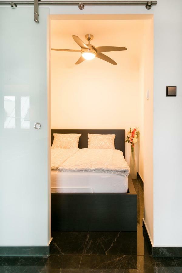 Supreme Vienna Studio Apartment Bagian luar foto